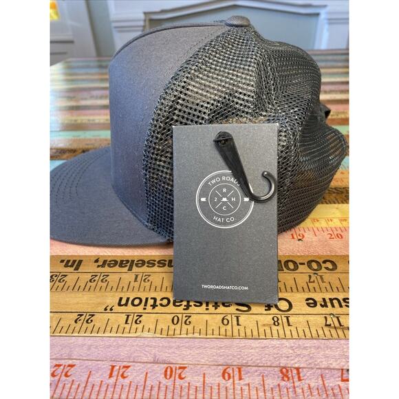 Two Roads Hat Co Snap Back Mesh Hat 5 Panel Hay Rock Cap Gray Adjustable Trucker - Picture 2 of 12